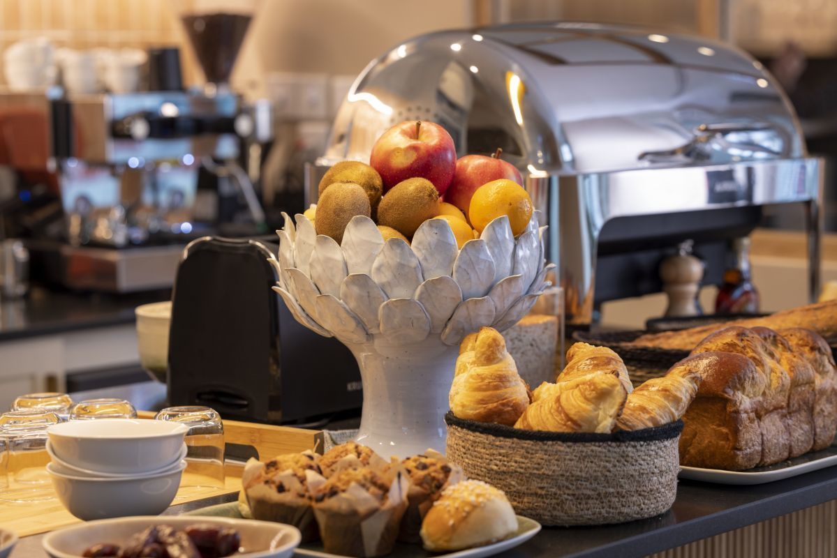 Le Petit Oberkampf Hotel & Spa - Breakfast